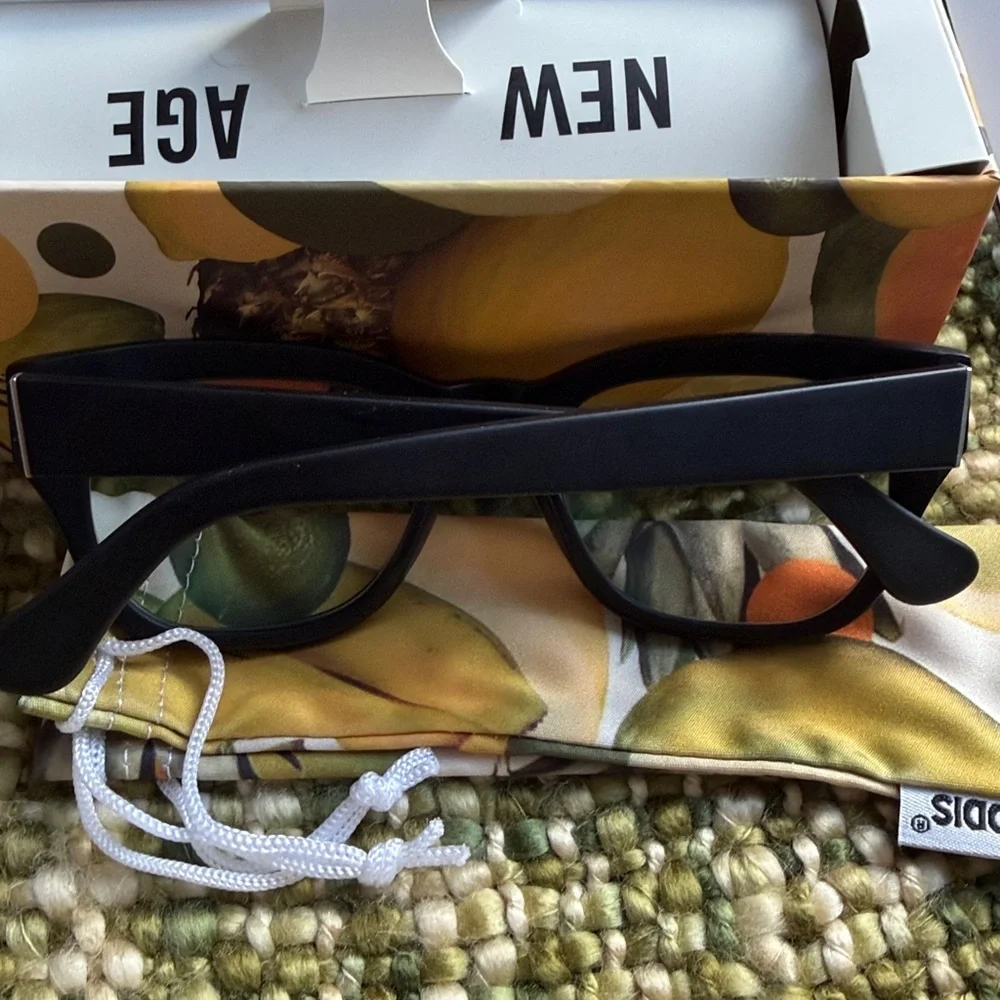 Caddis Eye Appliances D28 Heritage Black Reading Glasses, 0.00 Magnification
